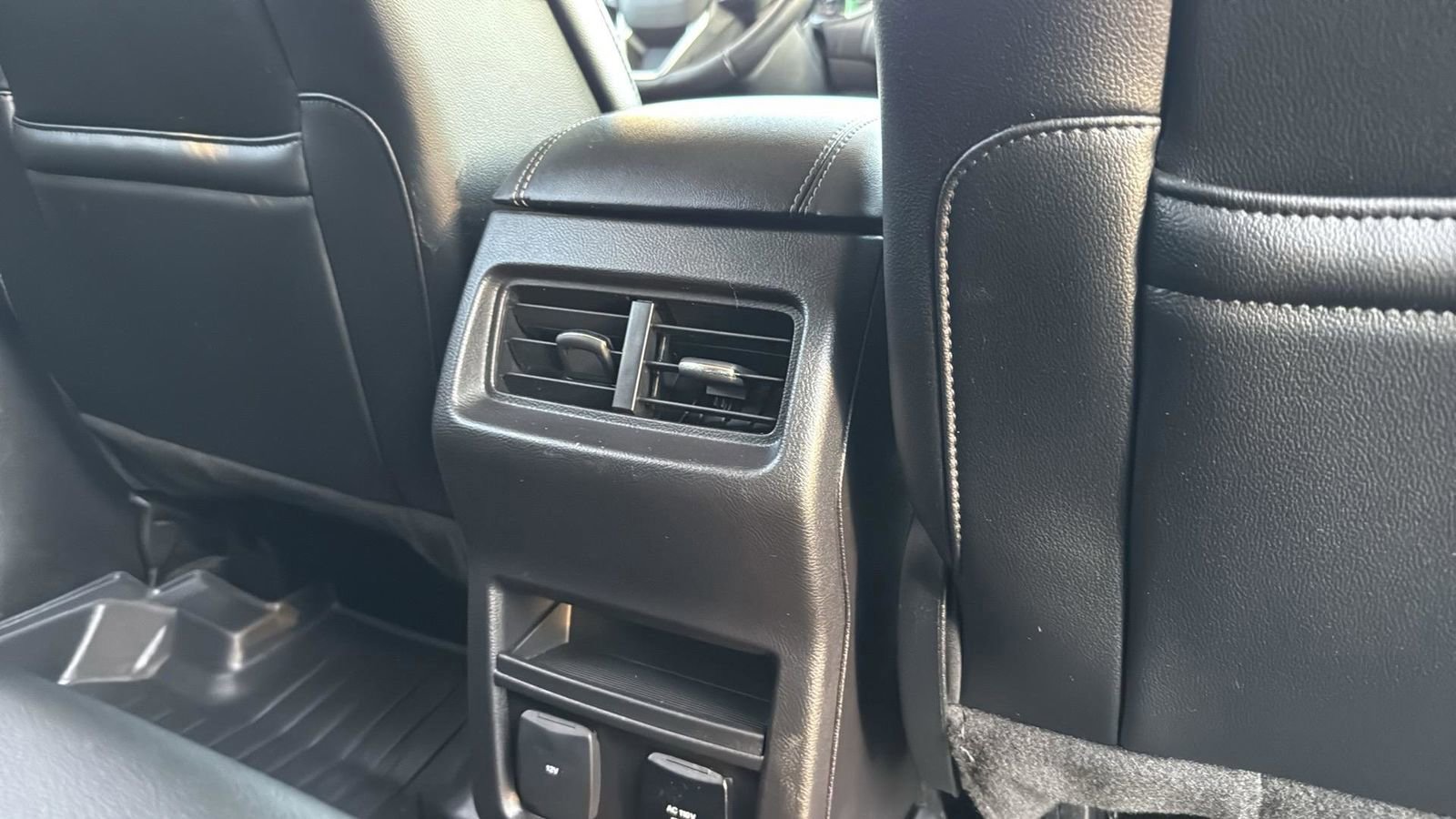 Certified 2018 Ford Edge Sport w/ Technology Package image 28