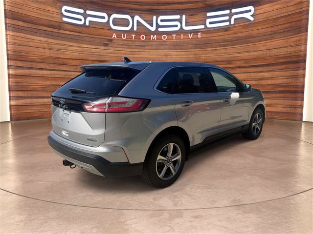Certified 2024 Ford Edge SEL w/ Convenience Package AWD/4WD image 8