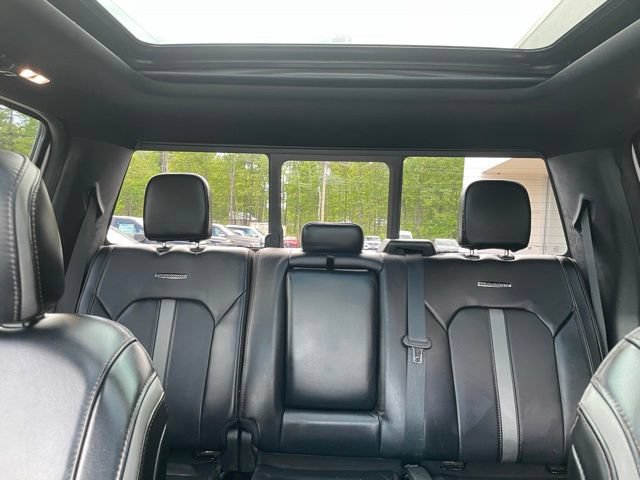 Certified 2018 Ford F350 Platinum w/ Platinum Ultimate Package AWD/4WD image 40
