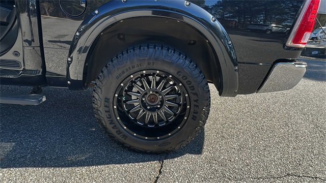 Used 2017 RAM 1500 Laramie image 19