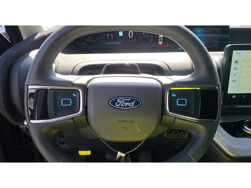 Certified 2025 Ford Expedition Active AWD/4WD image 10