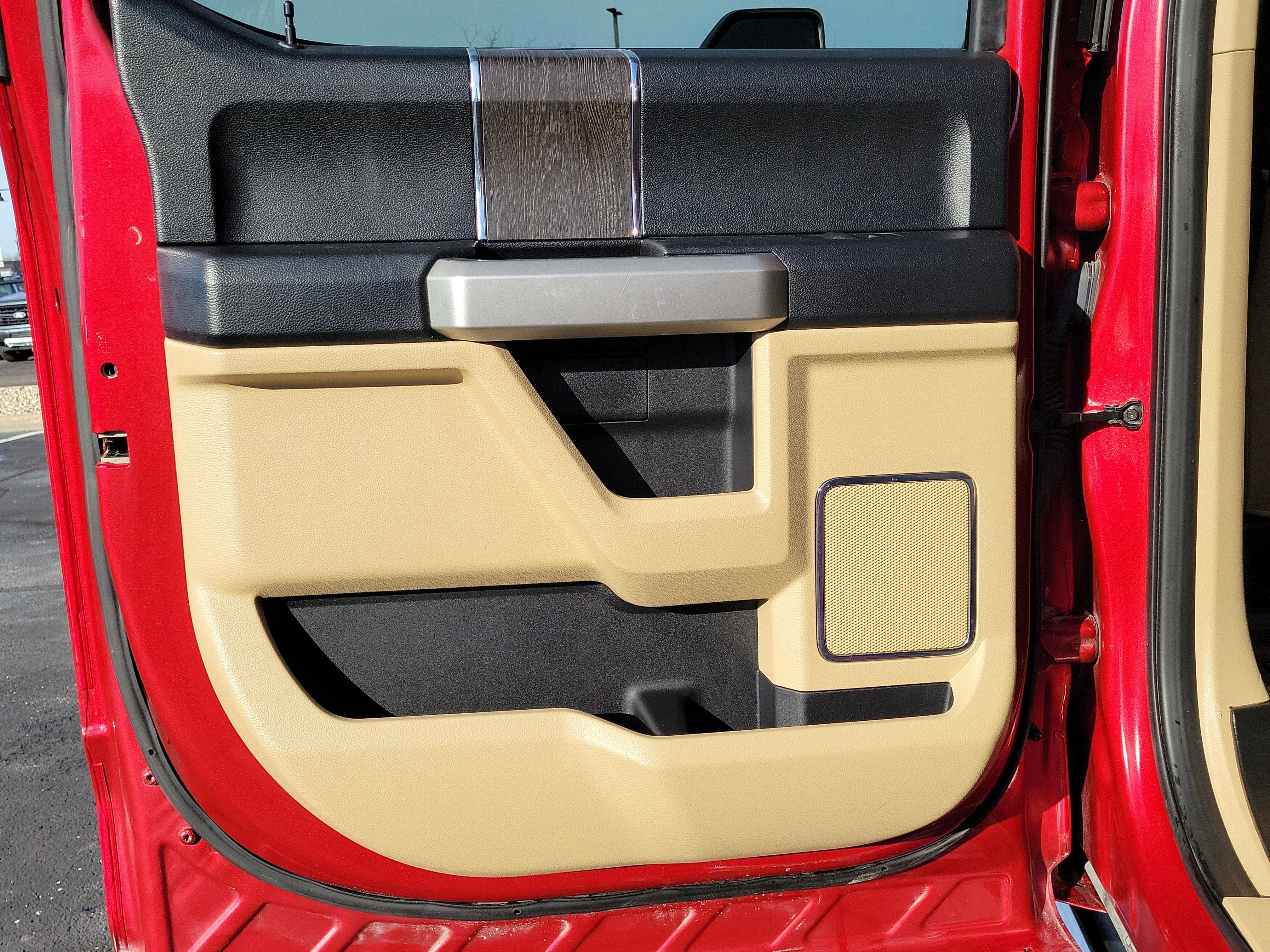 Certified 2021 Ford F250 Lariat w/ Lariat Ultimate Package image 11