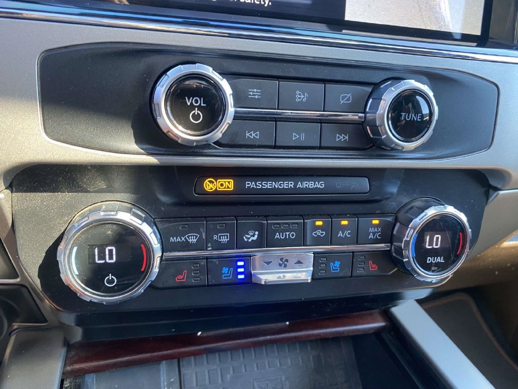 Certified 2022 Ford F250 King Ranch w/ Chrome Package AWD/4WD image 26