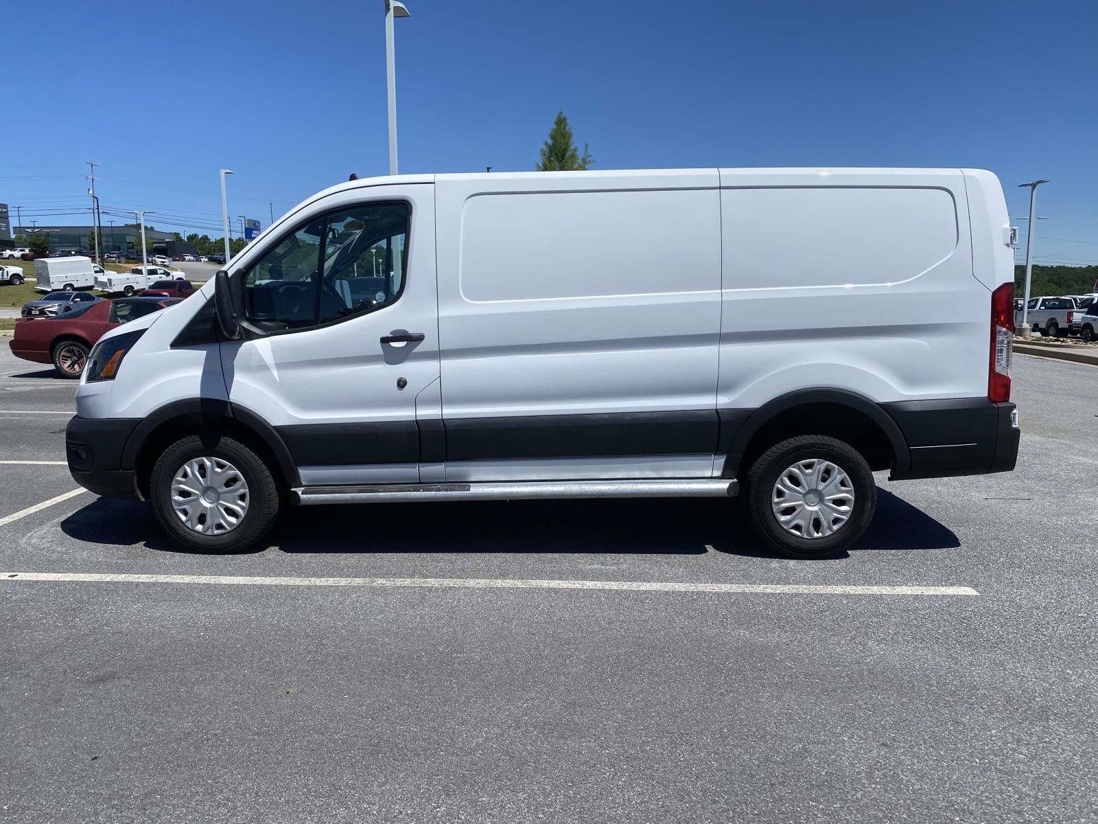 Certified 2025 Ford Transit 250 Low Roof w/ Exterior Upgrade Package RWD image 4