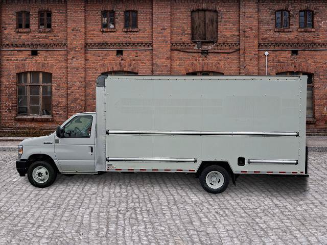 Certified 2022 Ford E-350 and Econoline 350 Super Duty RWD image 7