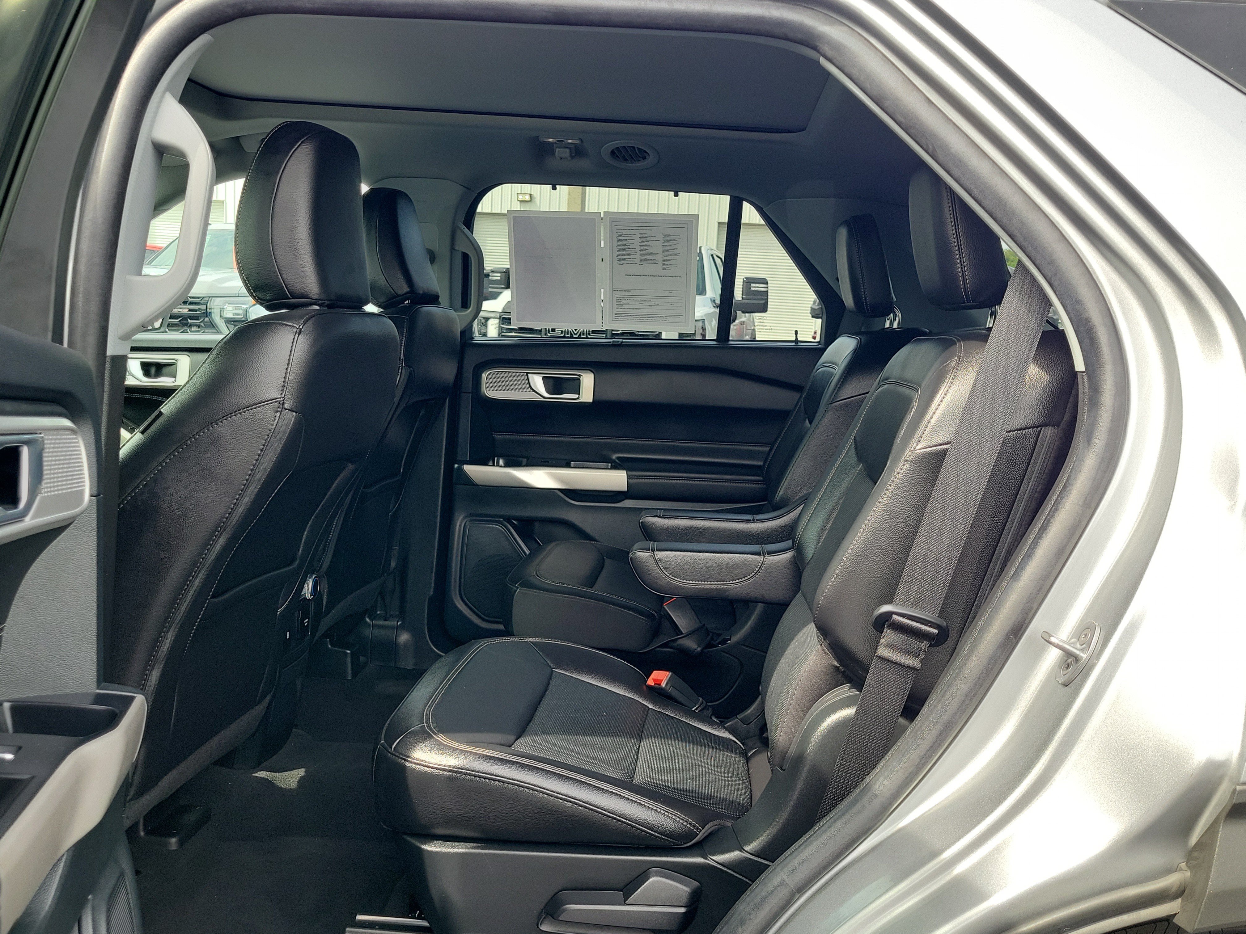 Certified 2023 Ford Explorer Limited w/ Equipment Group 301A RWD image 14