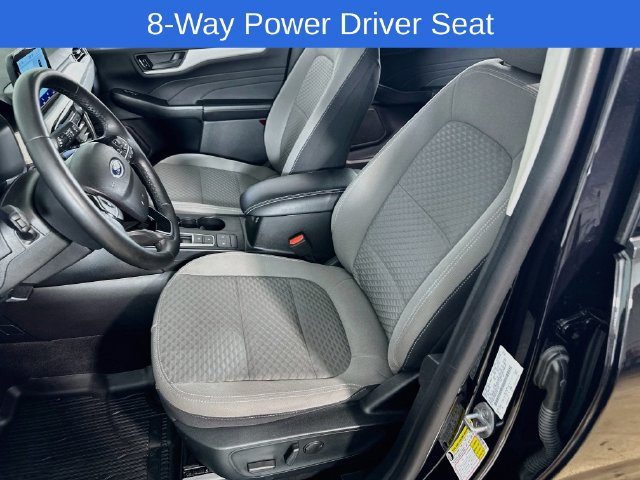 Certified 2022 Ford Escape SE w/ SE Sport Appearance Package AWD/4WD image 19
