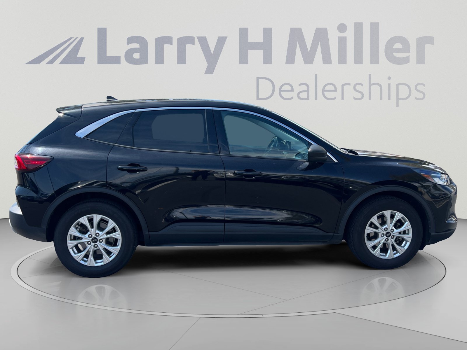 Certified 2023 Ford Escape Active FWD image 6