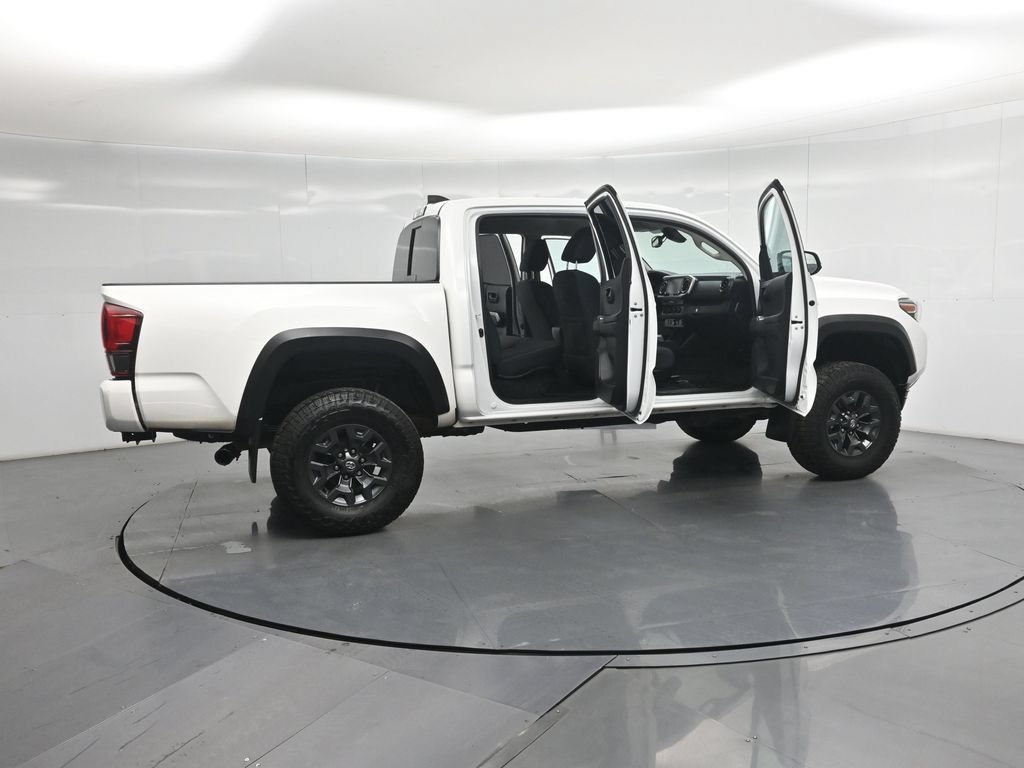 Used 2021 Toyota Tacoma SR5 w/ Trail Edition AWD/4WD image 4