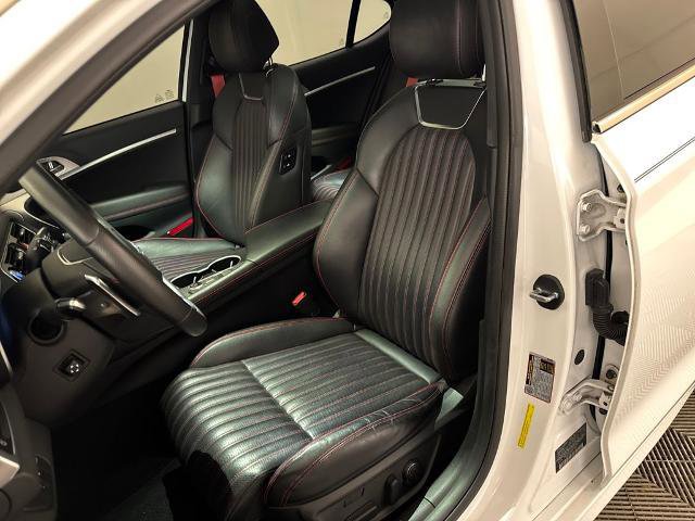 Used 2022 Genesis G70 3.3T w/ Sport Advanced Package image 18