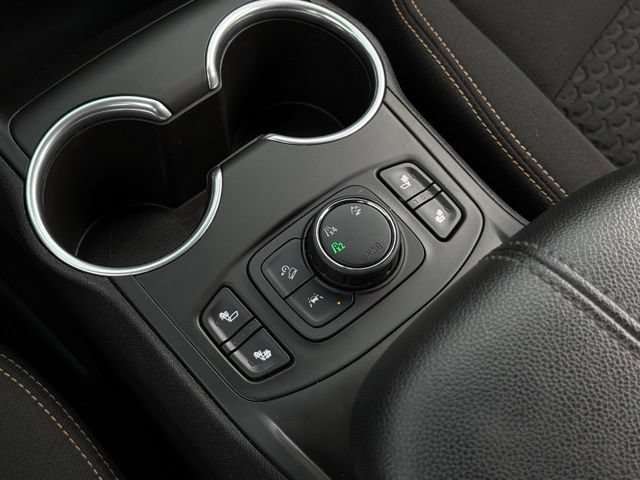 Used 2021 GMC Terrain SLE w/ Driver Convenience Package AWD/4WD image 26