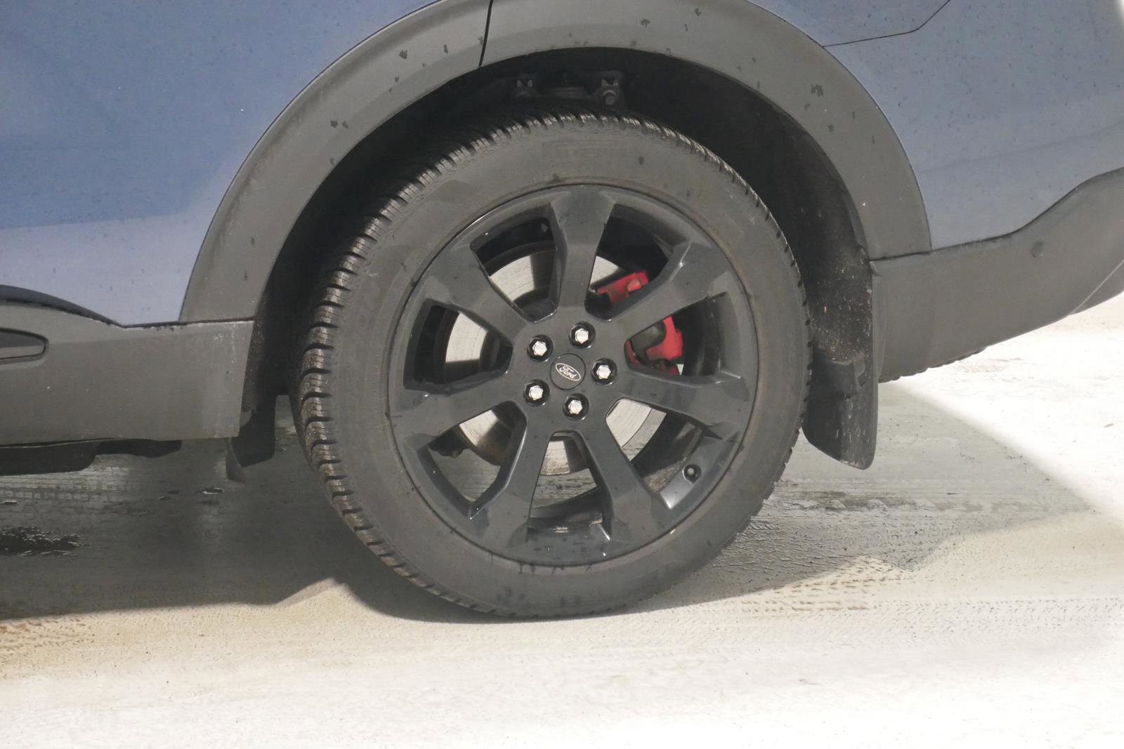 Certified 2020 Ford Explorer ST w/ ST Street Pack image 28