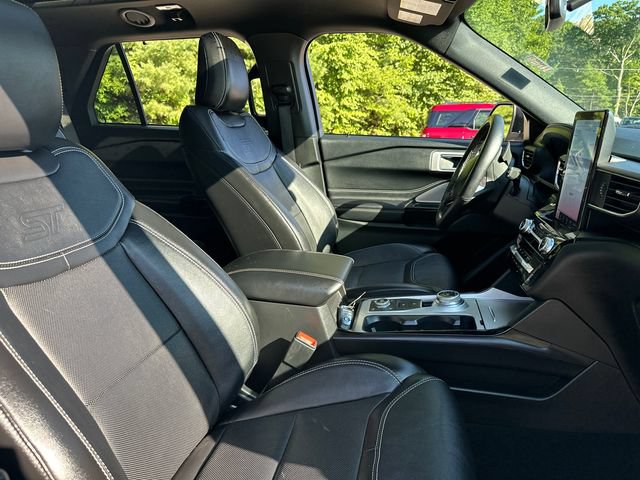 Certified 2024 Ford Explorer ST w/ Equipment Group 401A AWD/4WD image 17