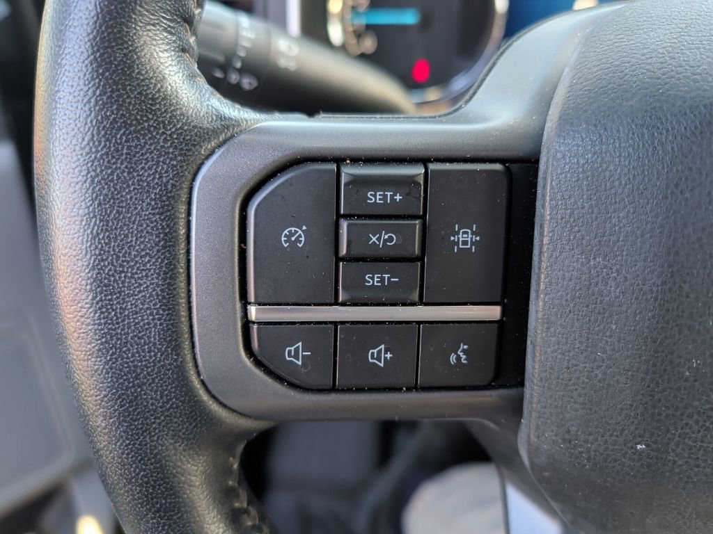 Certified 2022 Ford F150 XLT w/ Equipment Group 302A High image 10