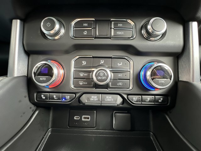 Used 2022 GMC Yukon XL SLT w/ SLT Luxury Package AWD/4WD image 20