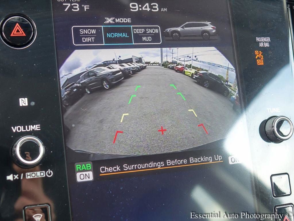 Used 2025 Subaru Outback Onyx Edition AWD/4WD image 17