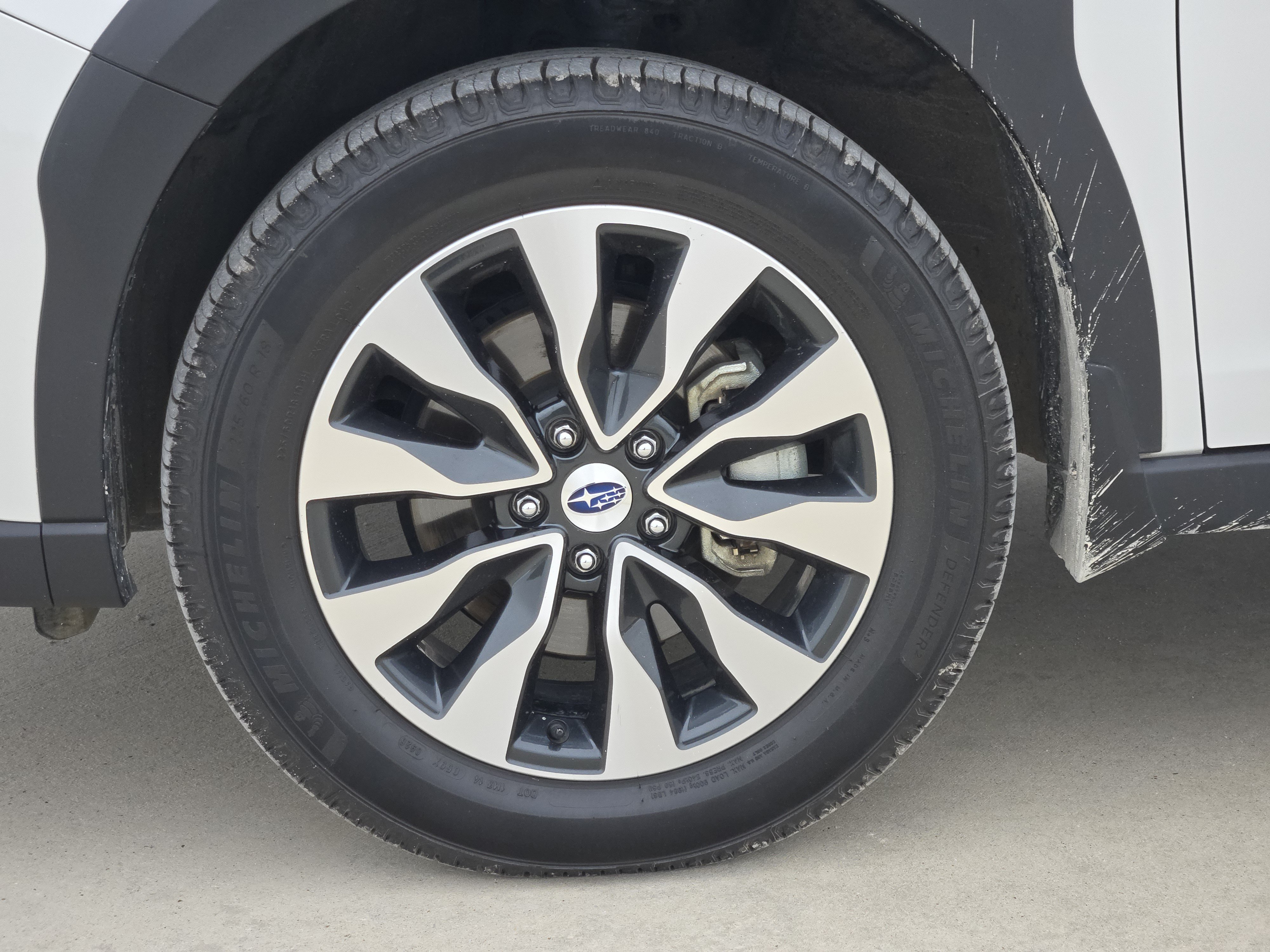 Used 2024 Subaru Outback Touring AWD/4WD image 12
