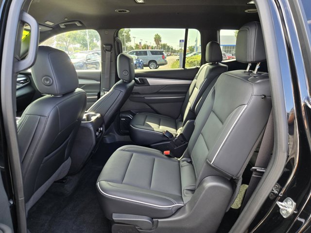 Used 2025 Buick Enclave Preferred FWD image 10