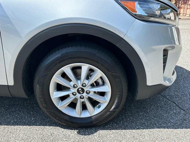 Used 2019 Kia Sorento L FWD image 12