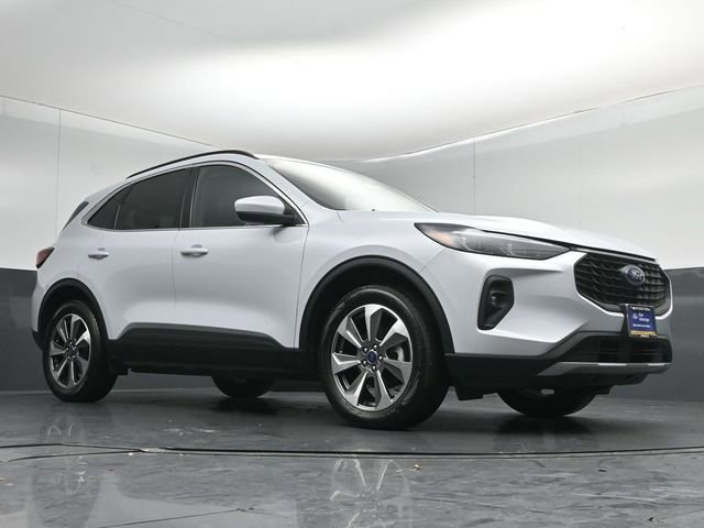 Certified 2025 Ford Escape Platinum AWD/4WD image 21
