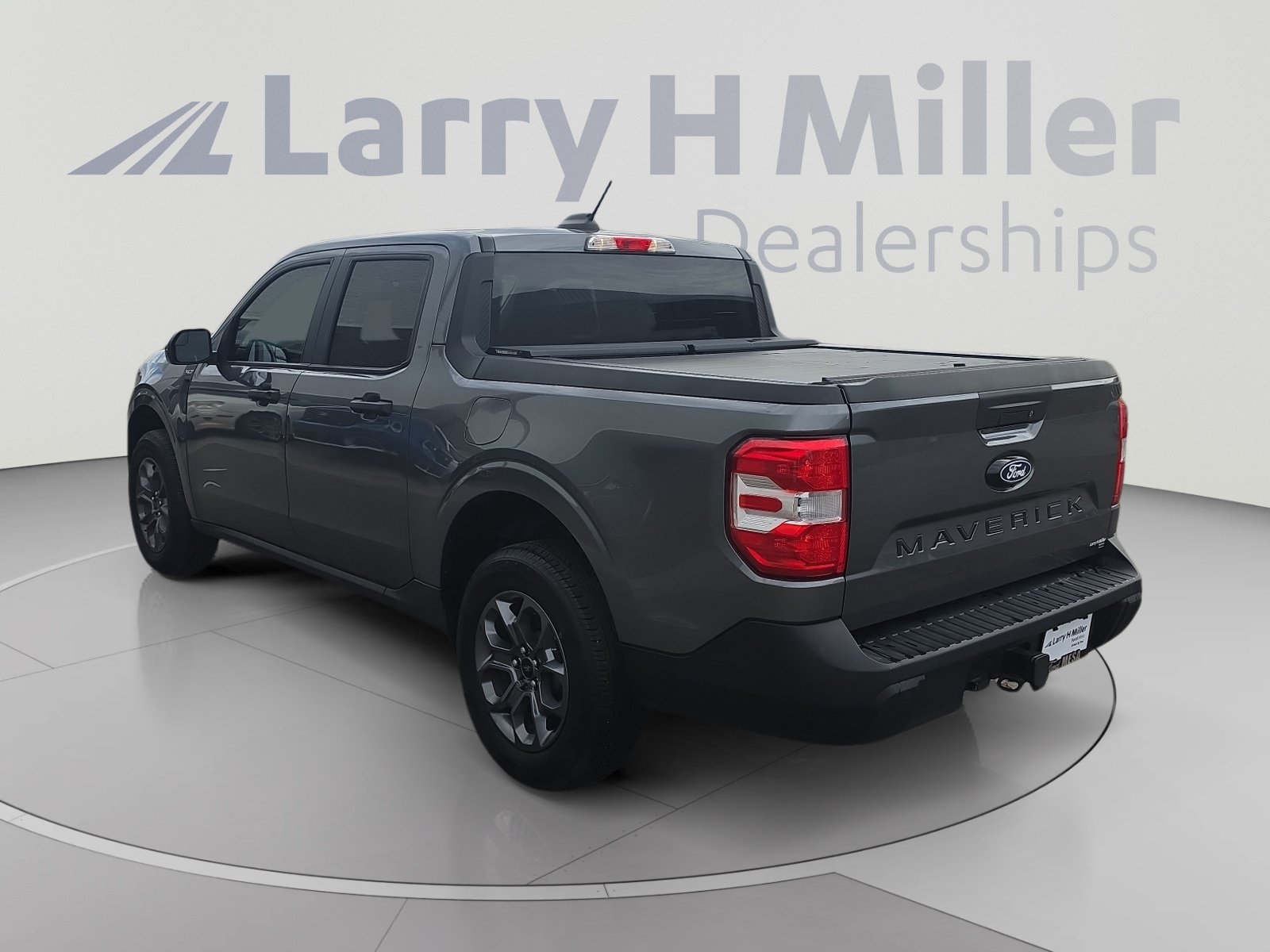Certified 2025 Ford Maverick XLT w/ XLT Luxury Package FWD image 3