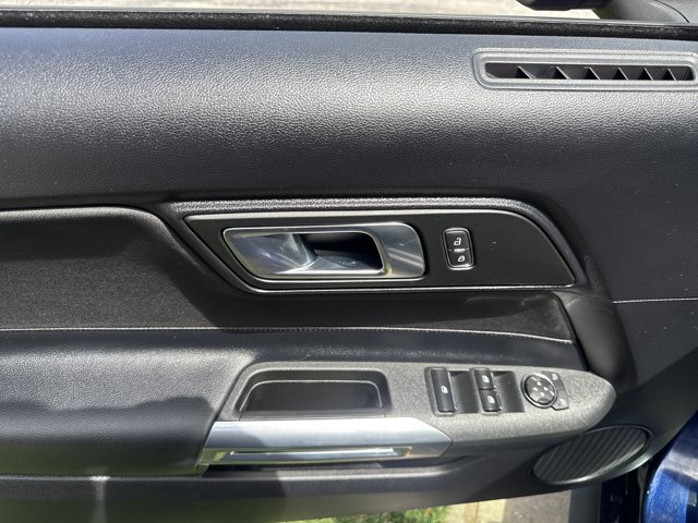Certified 2019 Ford Mustang Convertible RWD image 13