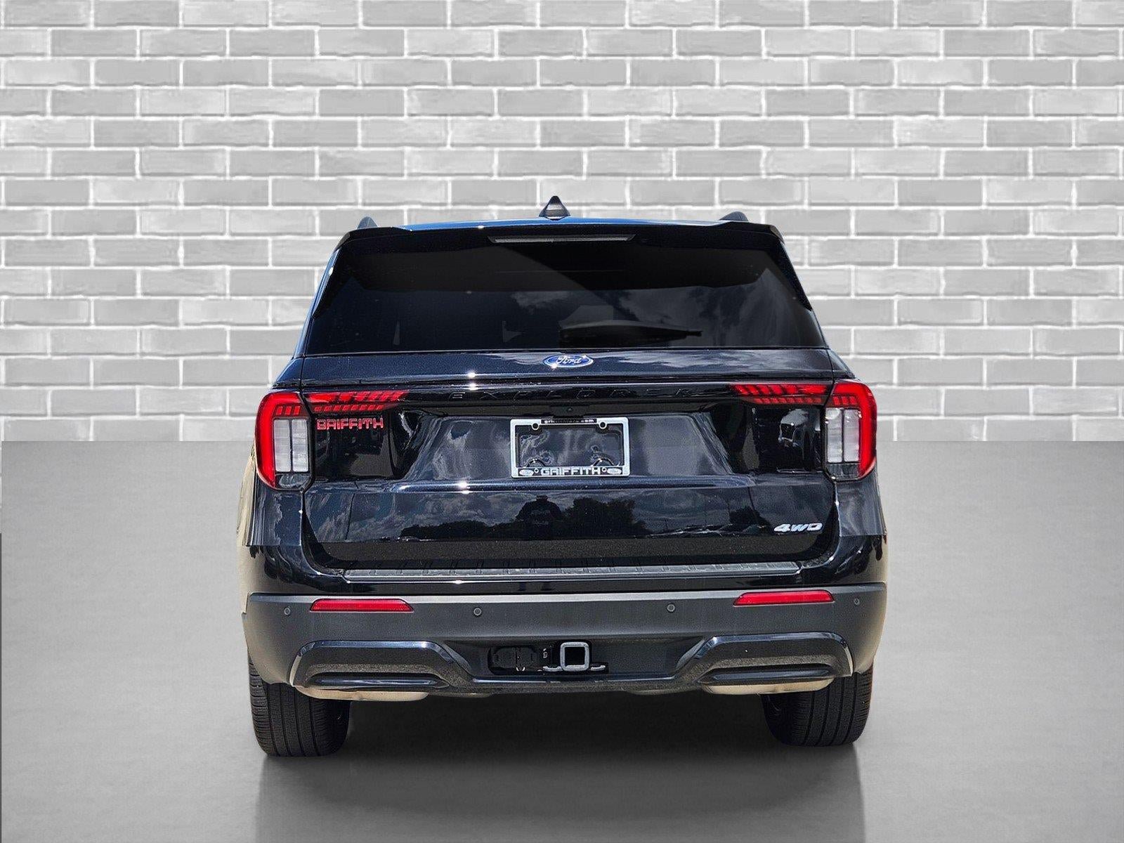Certified 2025 Ford Explorer ST-Line w/ ST-Line Street Pack AWD/4WD image 5