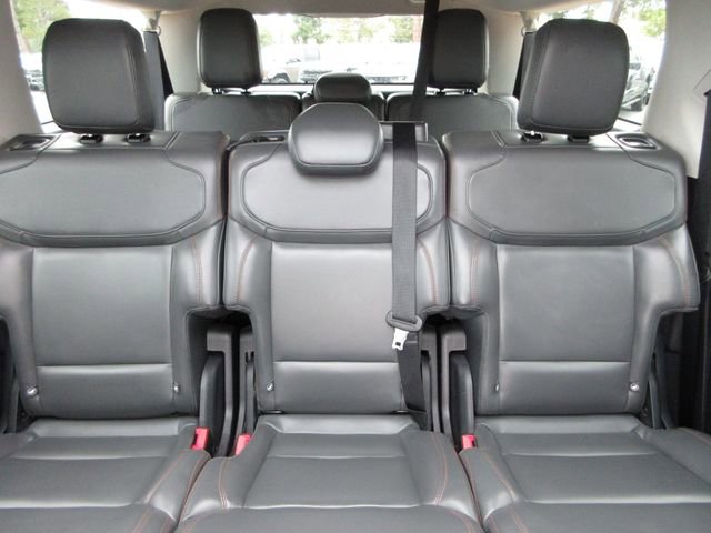 Certified 2025 Ford Expedition Max Active AWD/4WD image 23