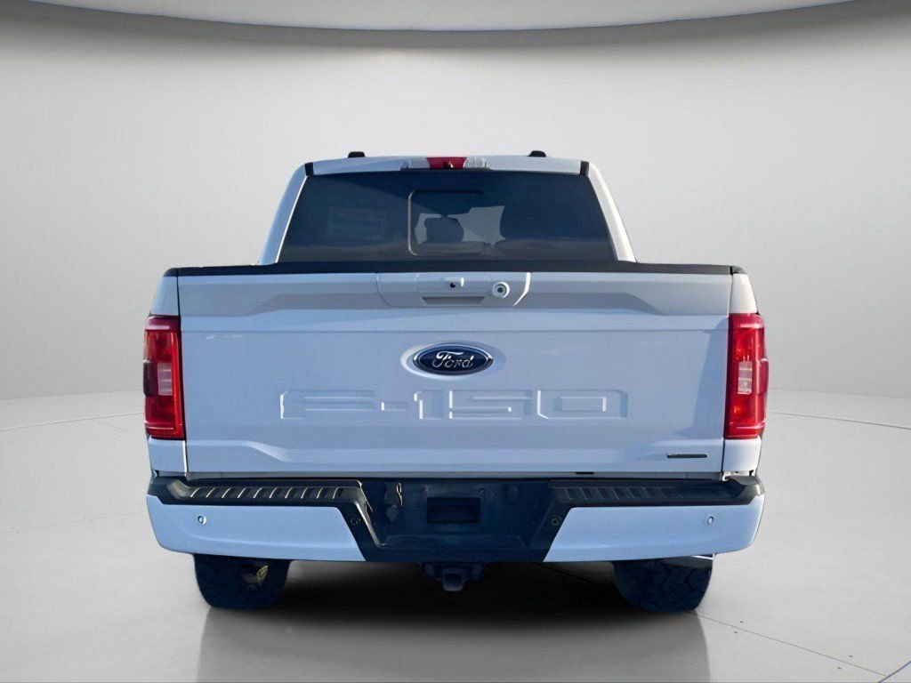 Certified 2021 Ford F150 XLT w/ Equipment Group 302A High image 8