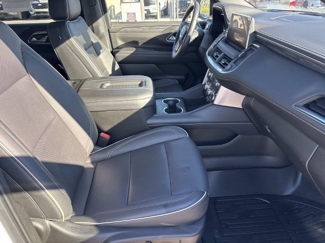 Used 2022 GMC Yukon SLT w/ SLT Luxury Package AWD/4WD image 24