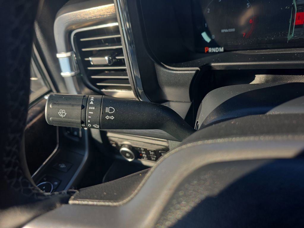 Certified 2025 Ford F250 Lariat w/ Lariat Ultimate Package image 38