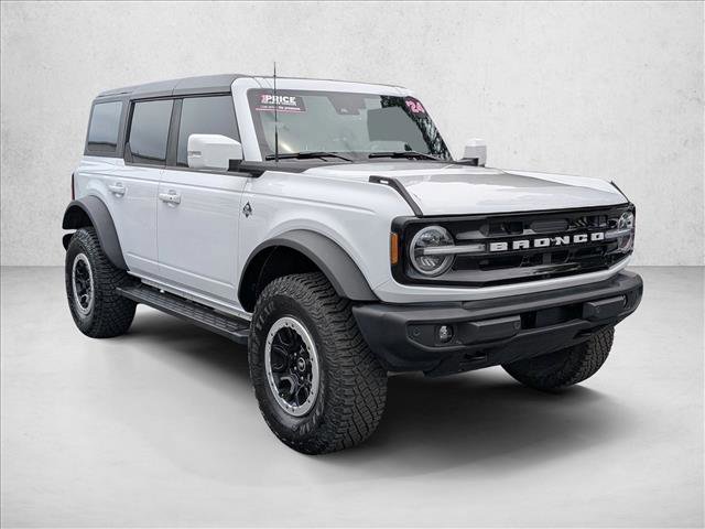 Certified 2024 Ford Bronco Outer Banks w/ Sasquatch Package AWD/4WD image 3
