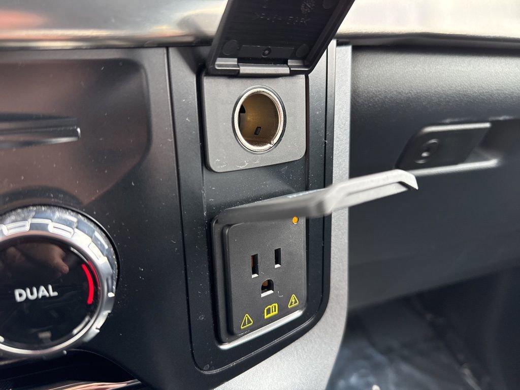 Certified 2023 Ford F150 Lariat image 33