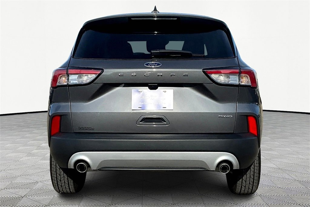 Certified 2022 Ford Escape S image 3