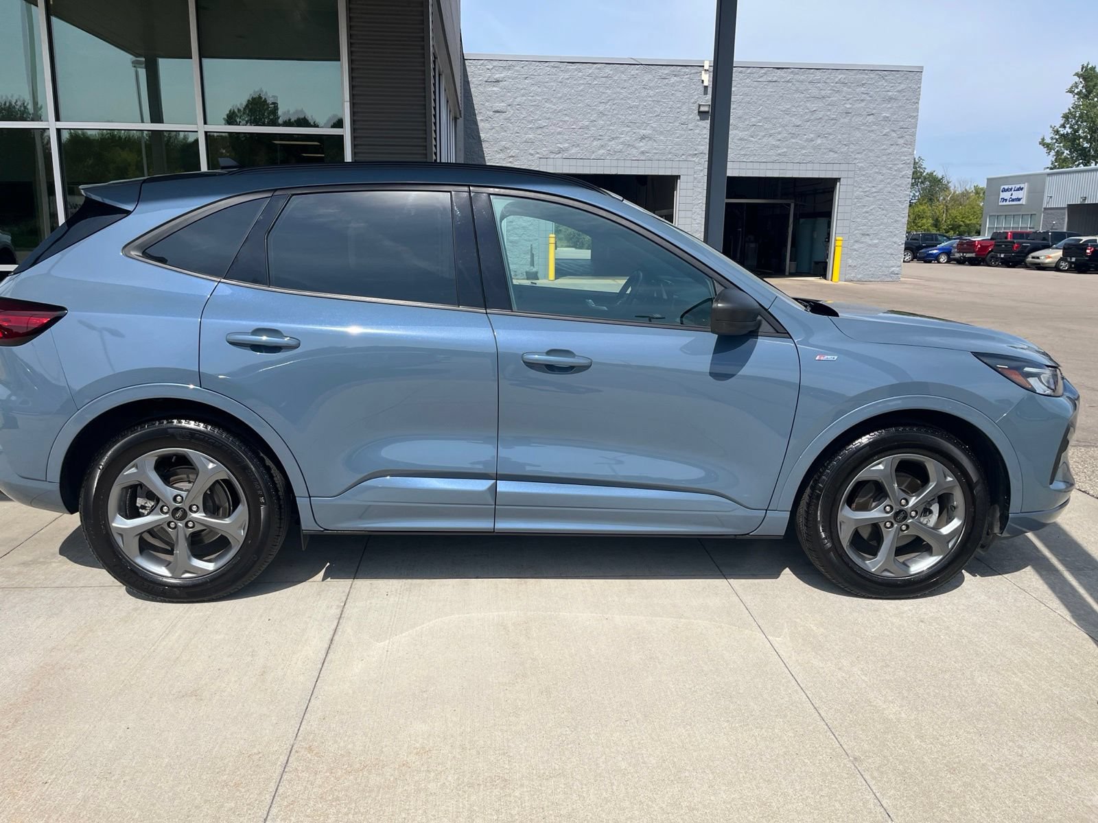 Certified 2024 Ford Escape ST-Line w/ Tech Pack #1 FWD image 8
