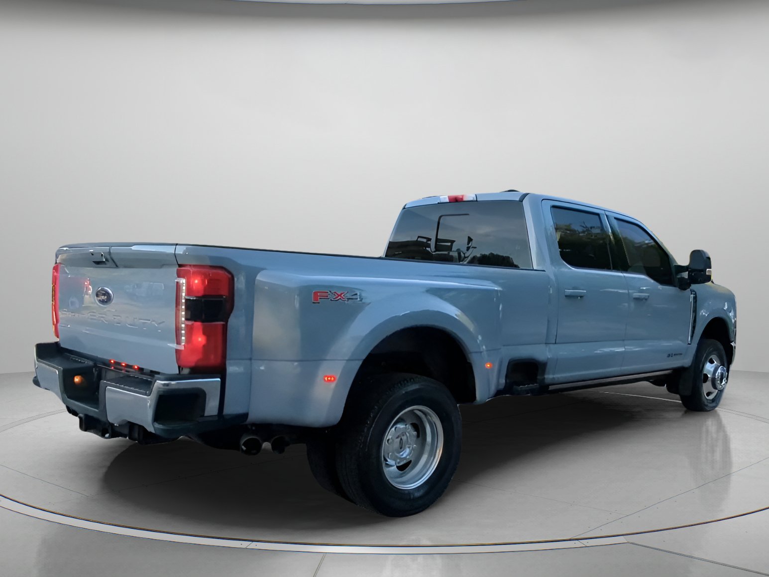 Certified 2024 Ford F350 Lariat w/ Lariat Ultimate Package AWD/4WD image 28