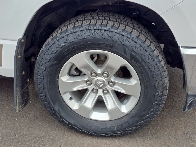 Used 2023 RAM 1500 Laramie AWD/4WD image 6