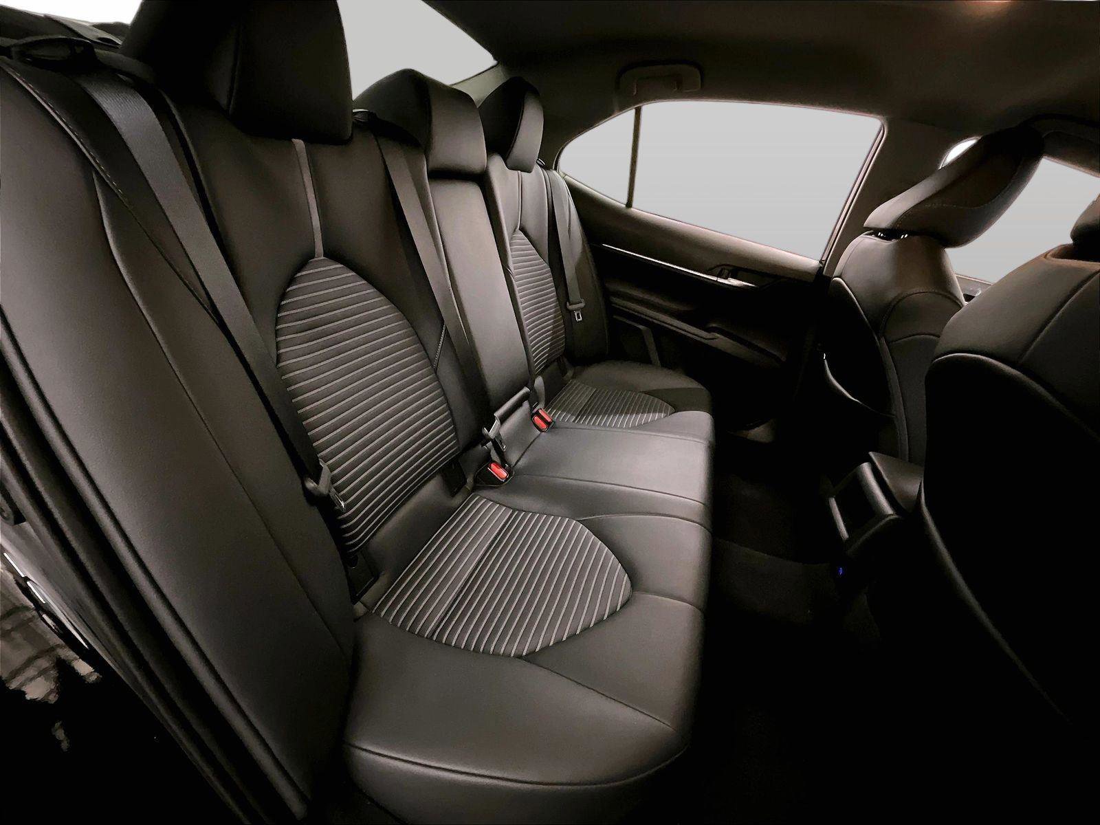 Used 2023 Toyota Camry SE FWD image 26