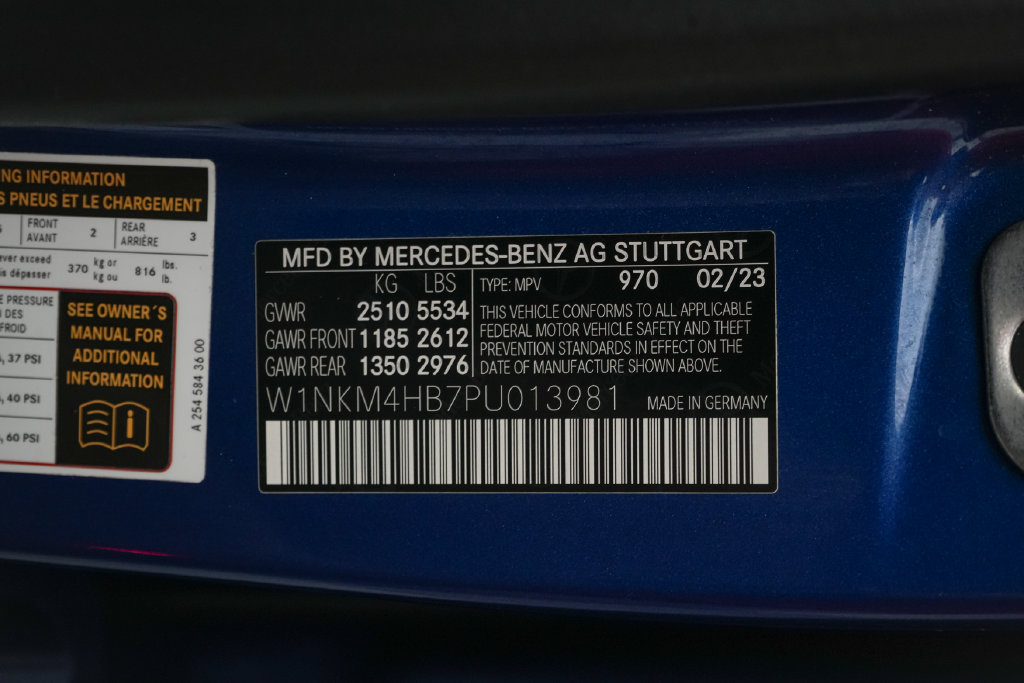 Used 2023 Mercedes-Benz GLC 300 4MATIC image 32