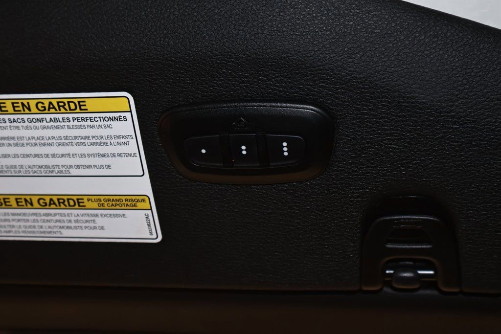 Used 2022 Jeep Wrangler Unlimited Sahara image 36