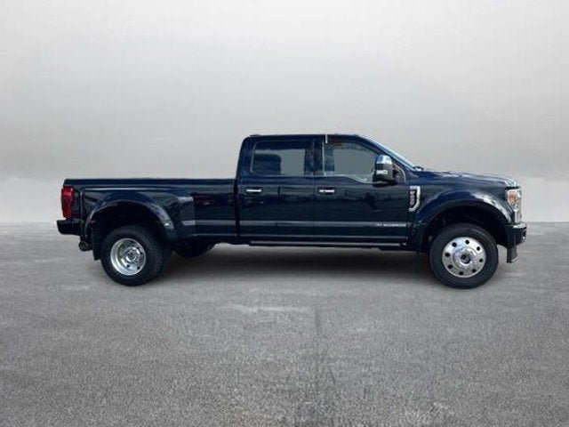 Certified 2022 Ford F450 Platinum w/ FX4 Off-Road Package AWD/4WD image 6