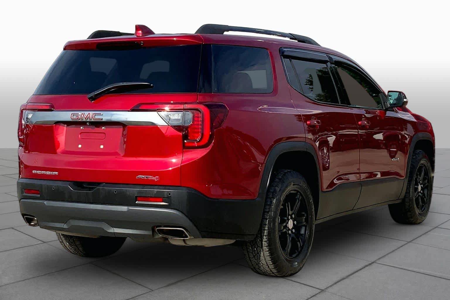 Used 2023 GMC Acadia AT4 w/ Technology Package AWD/4WD image 13