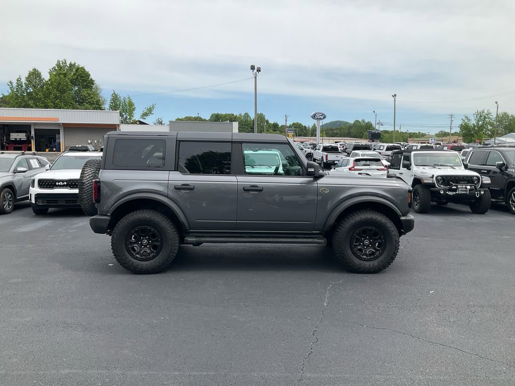 Certified 2023 Ford Bronco Wildtrak AWD/4WD image 4