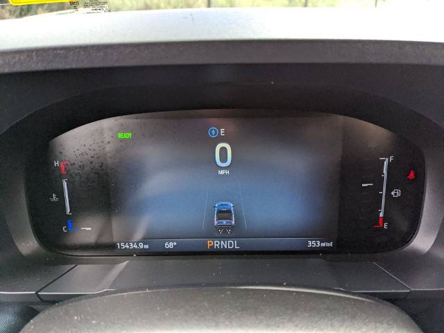 Certified 2025 Ford Maverick XL FWD image 12