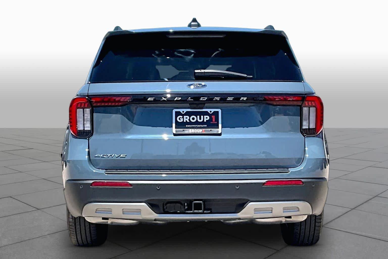 Certified 2026 Ford Explorer Active w/ Active Comfort Package RWD image 5