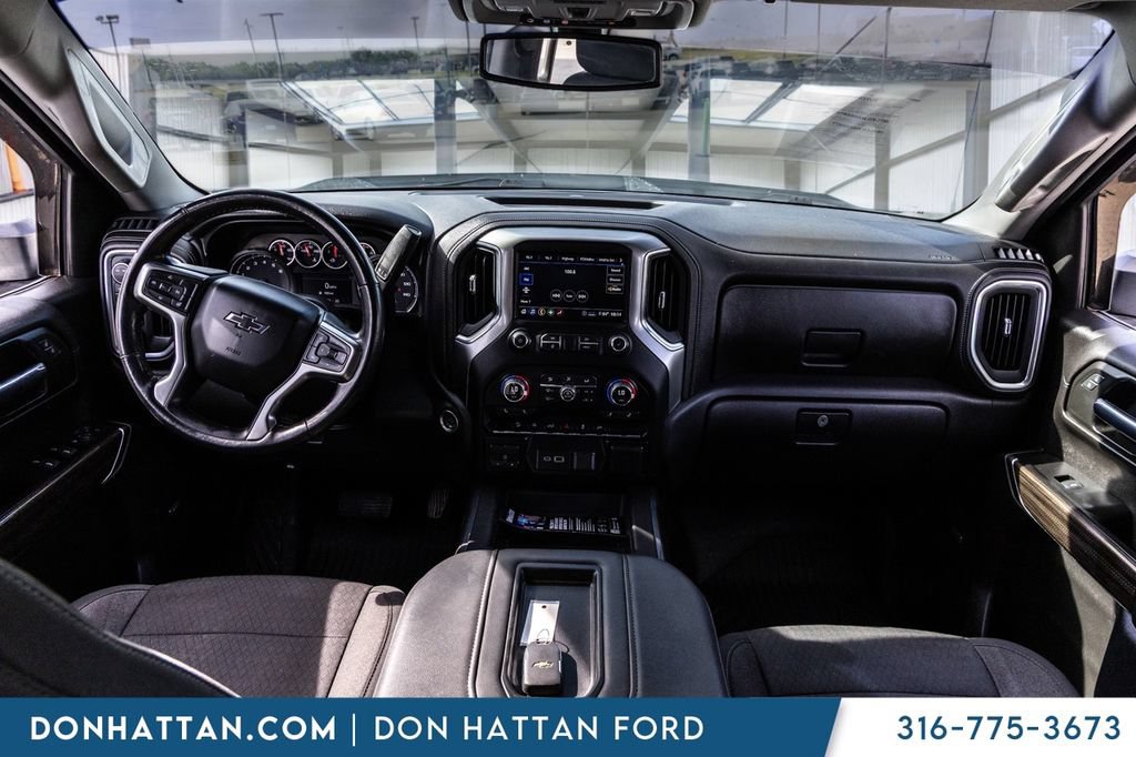Used 2020 Chevrolet Silverado 1500 LT Trail Boss AWD/4WD image 5