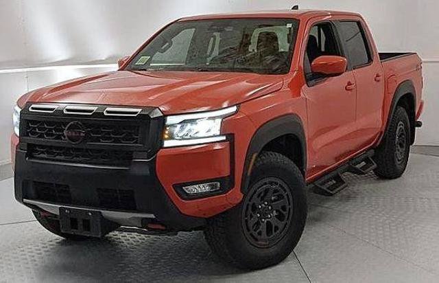 Used 2025 Nissan Frontier PRO-4X AWD/4WD image 6