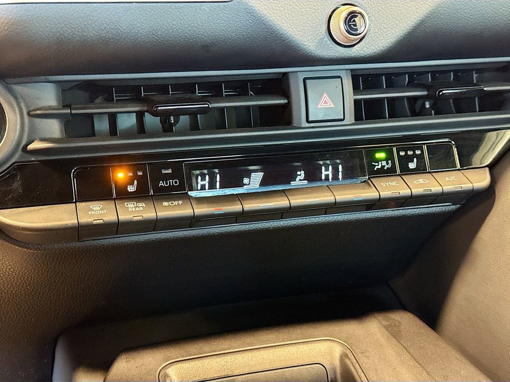 Used 2023 Toyota Crown XLE image 13