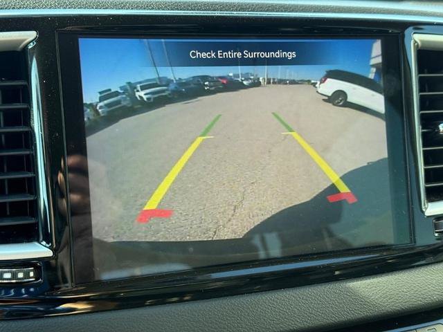 Used 2023 Chrysler Pacifica Touring-L FWD image 19