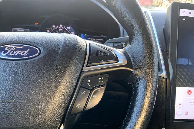 Certified 2024 Ford Edge Titanium image 24